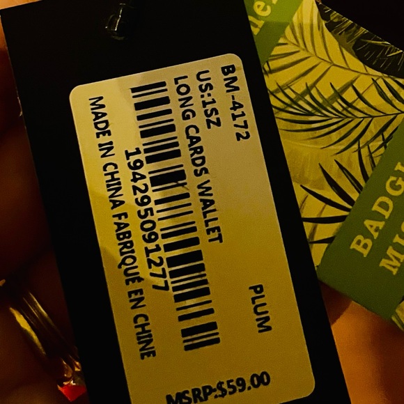 NWT Badgley Mischka Quilted Brown Wallet - Picture 2 of 4